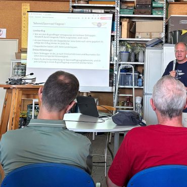 Flugwerk-Mannheim-besucht-AeroService-Worms